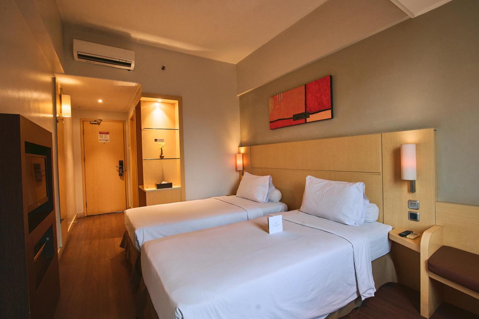 Hotel Horison Arcadia Wahid Hasyim à Jakarta Extérieur photo